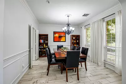 136 S Goldenvine Circle, The Woodlands, TX 77382 - Photo 6