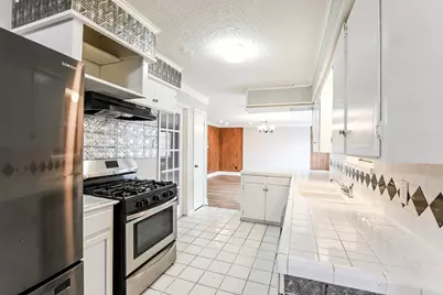 2811 26th Street, Dickinson, TX 77539 - Photo 8