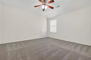 17919 Creek Bluff Ln, Cypress, TX 77433 - Photo 32