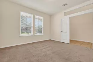 17919 Creek Bluff Ln, Cypress, TX 77433 - Photo 6
