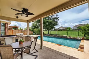 17919 Creek Bluff Ln, Cypress, TX 77433 - Photo 28