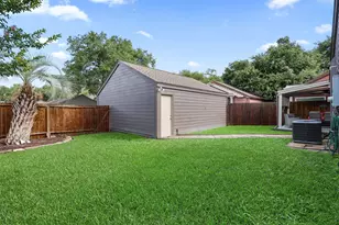 2333 Broadlawn Dr, Houston, TX 77058 - Photo 26