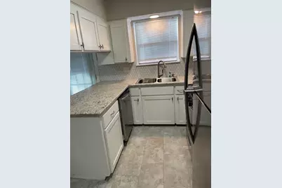 407 W Semands Street, Conroe, TX 77301 - Photo 36