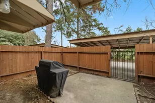 407 W Semands St, Conroe, TX 77301 - Photo 20