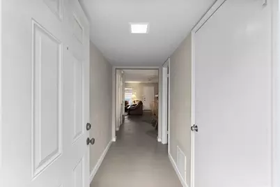 407 W Semands Street, Conroe, TX 77301 - Photo 6