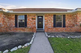 2310 Droxford Dr, Houston, TX 77008 - Photo 4