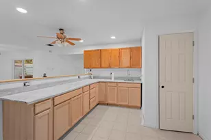 1742 Sunrise Trail, Kingwood, TX 77339 - Photo 28