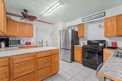 1742 Sunrise Trail, Kingwood, TX 77339 - Photo 10