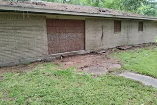 911 Shore Shadow Dr, Houston, TX 77336 - Photo 32