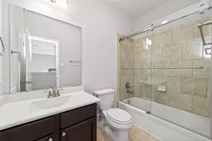 14 S Sawbridge Cir, The Woodlands, TX 77389 - Photo 40