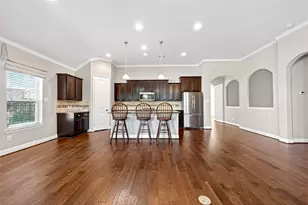 14 S Sawbridge Cir, The Woodlands, TX 77389 - Photo 12