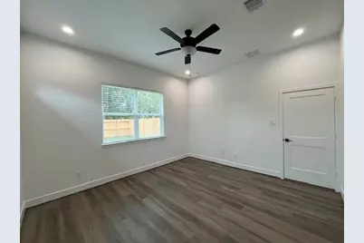 726 Woolworth Street, Houston, TX 77020 - Photo 8