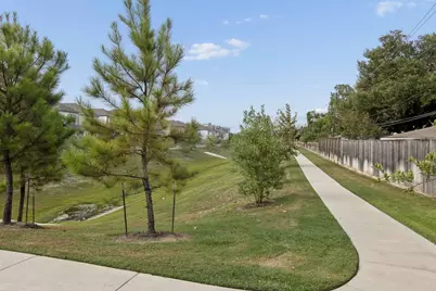 8519 Rising Stream Drive, Houston, TX 77063 - Photo 28