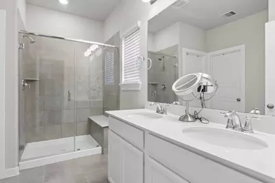 8519 Rising Stream Drive, Houston, TX 77063 - Photo 16