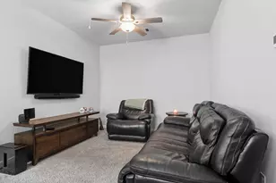 8519 Rising Stream Dr, Houston, TX 77063 - Photo 18