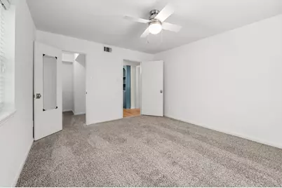 12966 Trail Hollow Drive #2960, Houston, TX 77079 - Photo 16