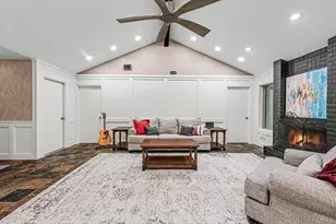 142 S Park Dr, Conroe, TX 77356 - Photo 6