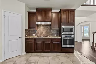 2246 Oakleaf Trail Ln, League City, TX 77573 - Photo 18