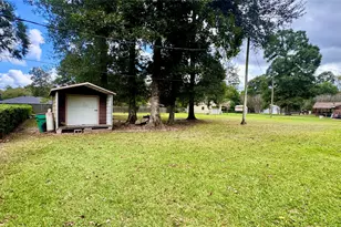 10535 Bonwell Loop, Kountze, TX 77625 - Photo 32