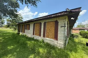 1513 County Rd 210, Angleton, TX 77515 - Photo 20