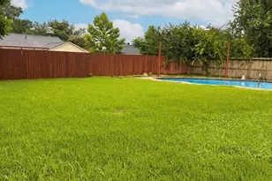 2203 S Houston Rd, Pasadena, TX 77502 - Photo 18