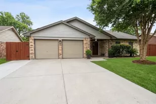 2203 S Houston Rd, Pasadena, TX 77502 - Photo 1