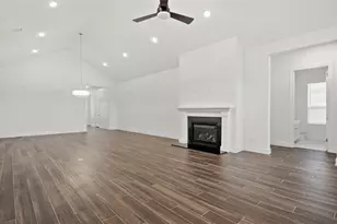 5029 Bluebell Way, Waller, TX 77484 - Photo 8