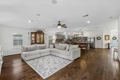 606 Kyle Street, Sugar Land, TX 77478 - Photo 10
