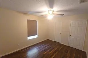 409 Commerce St, Tomball, TX 77375 - Photo 10