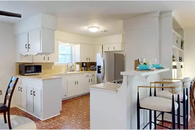 4826 Waynesboro Drive, Houston, TX 77035 - Photo 10