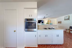 4826 Waynesboro Dr, Houston, TX 77035 - Photo 12