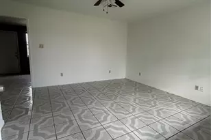 1710 N Avenue H, Freeport, TX 77541 - Photo 4