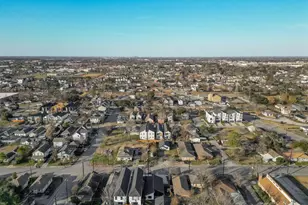 410 E 33rd St, Houston, TX 77018 - Photo 46