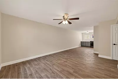7714 Renwick Drive #M68, Houston, TX 77081 - Photo 8
