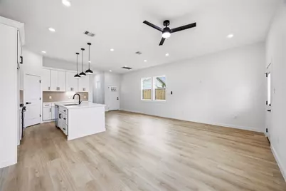6610 Ezzard Charles Lane #A/B, Houston, TX 77091 - Photo 16