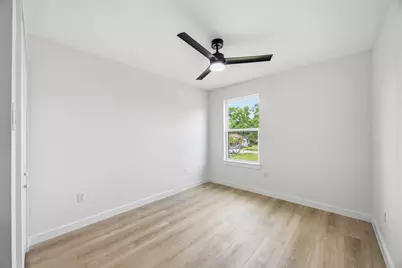 6610 Ezzard Charles Lane #A/B, Houston, TX 77091 - Photo 28
