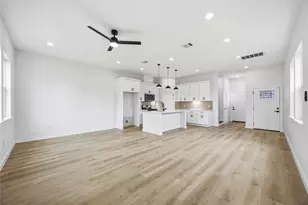 6610 Ezzard Charles Ln, Houston, TX 77091 - Photo 16