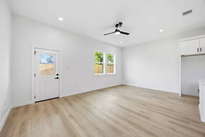 6610 Ezzard Charles Lane #A/B, Houston, TX 77091 - Photo 14