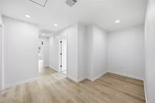 6610 Ezzard Charles Ln, Houston, TX 77091 - Photo 28