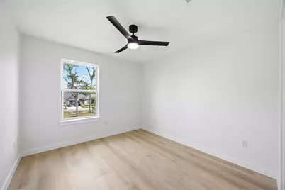 6610 Ezzard Charles Lane #A/B, Houston, TX 77091 - Photo 30