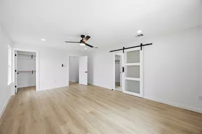 6610 Ezzard Charles Lane #A/B, Houston, TX 77091 - Photo 20