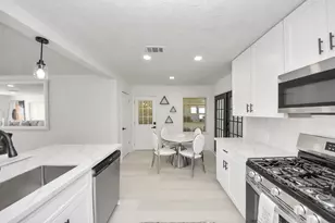 9610 Westview Dr, Houston, TX 77055 - Photo 22
