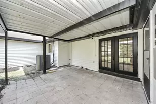 9610 Westview Dr, Houston, TX 77055 - Photo 34