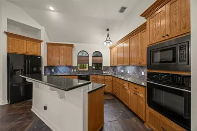 26150 Crown Ranch Boulevard, Montgomery, TX 77316 - Photo 16