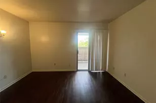 8529 Hearth Dr, Houston, TX 77054 - Photo 14
