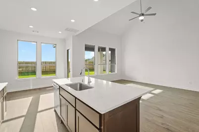 22223 Mount Whitney Road, Waller, TX 77484 - Photo 4