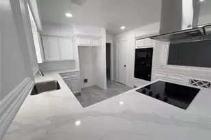 3203 Woodland View Dr, Houston, TX 77345 - Photo 2