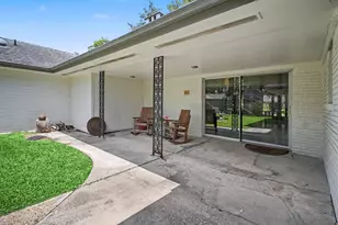 5603 Grape St, Houston, TX 77096 - Photo 40