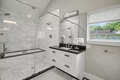 5603 Grape Street, Houston, TX 77096 - Photo 34