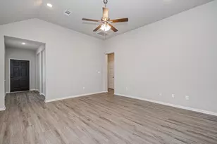 18621 Hunter William Wy, New Caney, TX 77357 - Photo 6